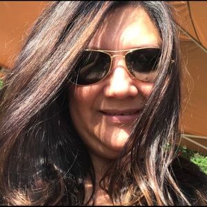 Meet your Posher, Lisette n